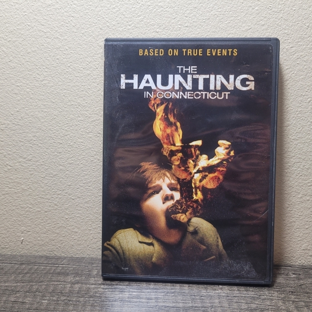 The Haunting in Connecticut DVD WITH CASE